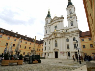 Церковь Пиаристов в Вене