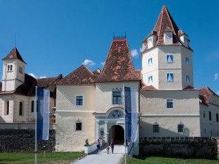Замок Корнберг