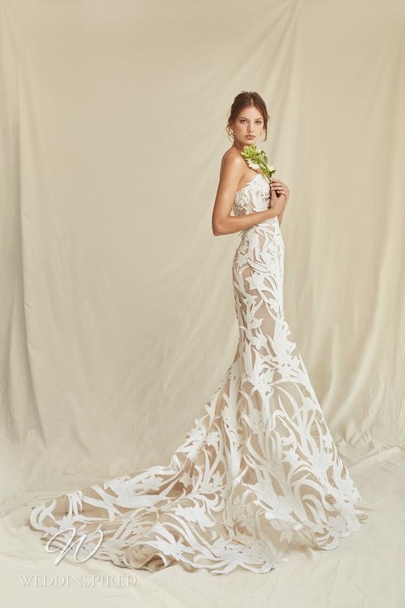 oscar de la renta wedding dress strapless lace print mermaid