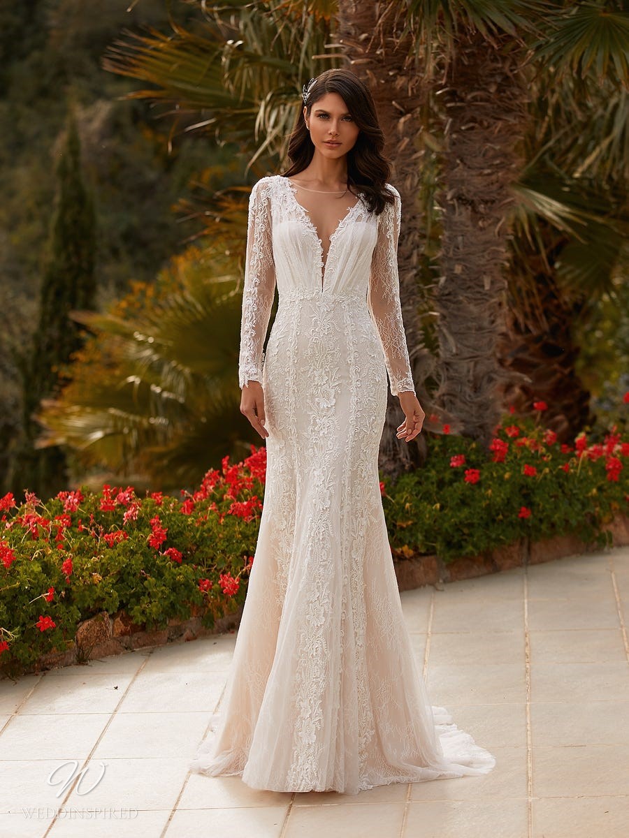 pronovias 2021 romantic lace mermaid wedding dress long sleeves v neck