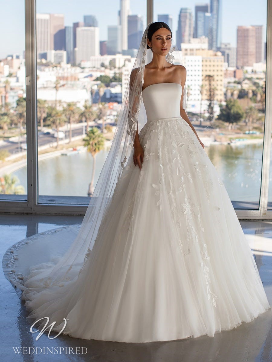 pronovias 2021 strapless satin tulle ball gown princess wedding dress