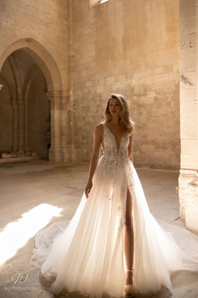 eva lendel wedding dress 2024 laura tulle lace princess ball gown v neck slit