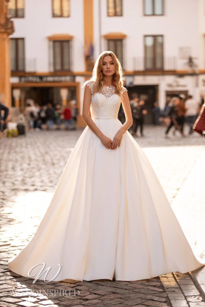 lussano 2021 wedding dress lace satin silk princess short sleeves