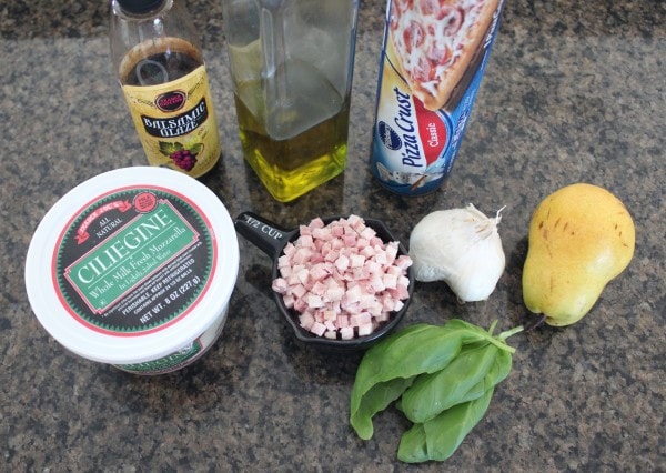 Pancetta Pear Pizza Recipe Ingredients