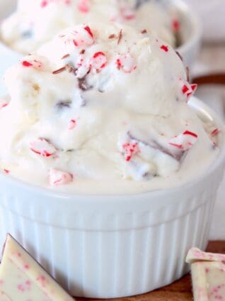 scoops of peppermint bark ice cream in bowls