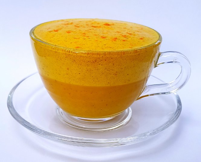 Golden Milk (Turmeric Latte)