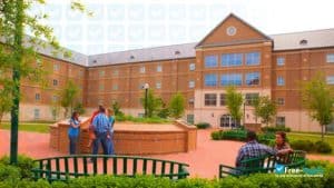 भगवान विश्वविद्यालयको दक्षिणपश्चिमी सभाहरू - टेक्सासका अनलाइन कलेजहरू जसले वित्तीय सहायता स्वीकार गर्छन्