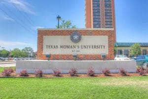 Texas Woman's University - Col·legis en línia a Texas que accepten ajuda financera