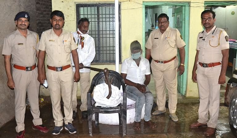 Karjat Crime Man arrested for smuggling Rs 7 lakh