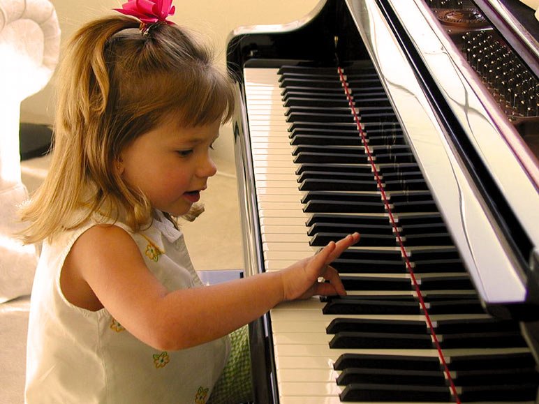 Como Seu Filho Pode Aprender Música de Forma Acelerada (Infalível)