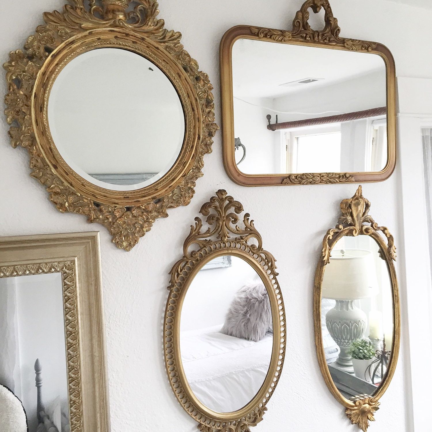 Featured Photo of Small Vintage Wall Mirrors