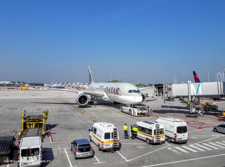 Qatar Airways München Doha - Zubringerflug zum Einführungsflug Doha Adelaide - Airbus A350 XWB - Boeing 787-8 Dreamliner