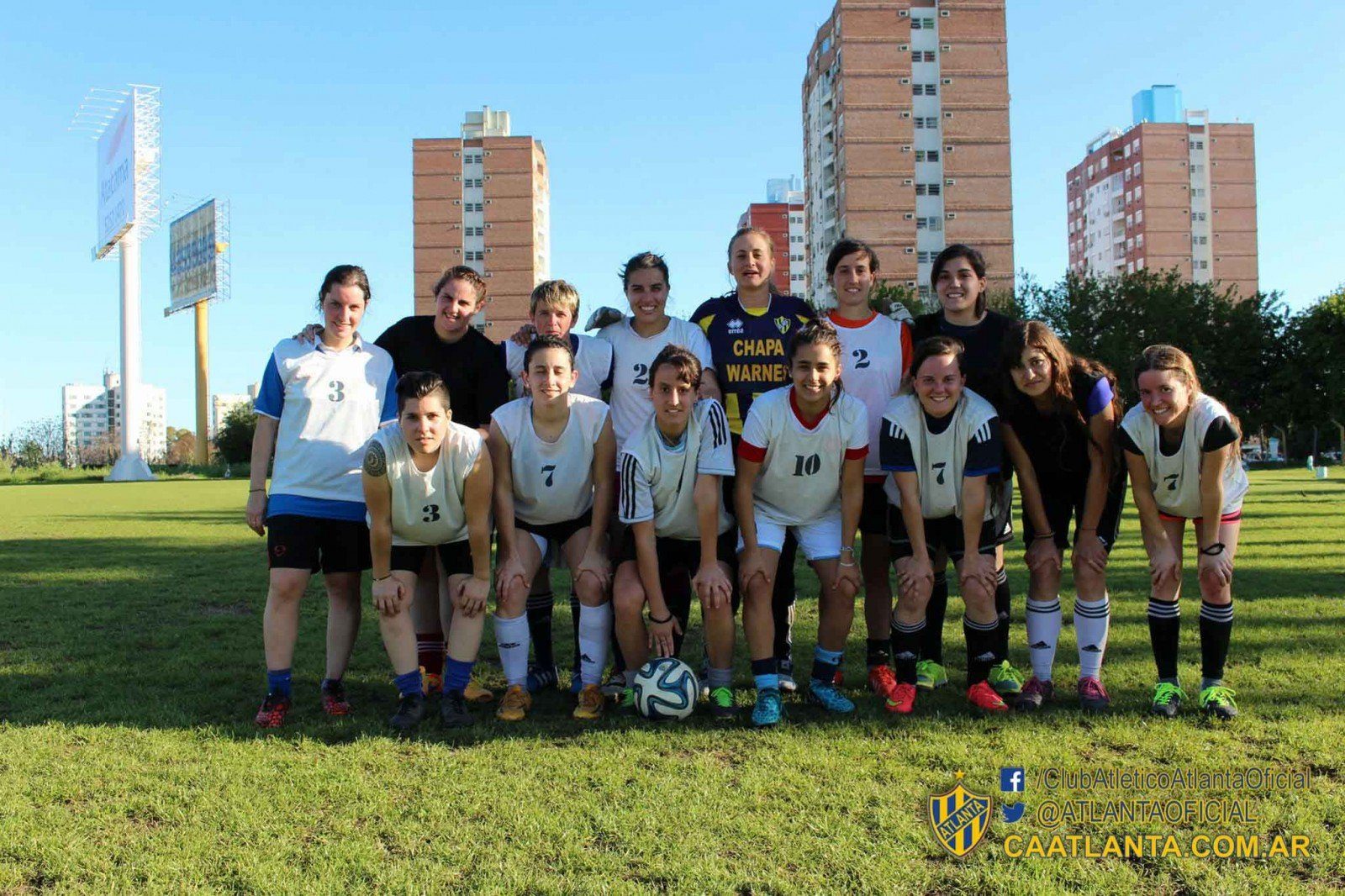 Primer entrenamiento futbol 11 femenino 171015_4