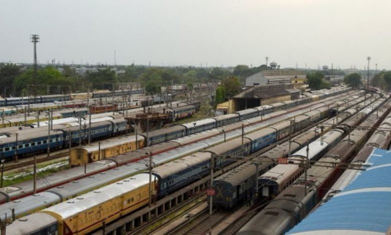 Railways refute reports about a full resumption of passenger train services Digpu