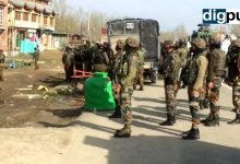 Two CRPF men killed as militants target CRPF men in Srinagar - Digpu News