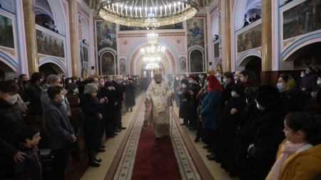 Sfânta Liturghie arhierească la Catedrala Istorică din Baia Mare (FOTO)
