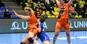 Handbal Feminin Cupele Europene: Minaur Baia Mare a bifat înfrângere usturătoare în partida disputată cu Bietigheim, dar își menține șansele pentru calificare!