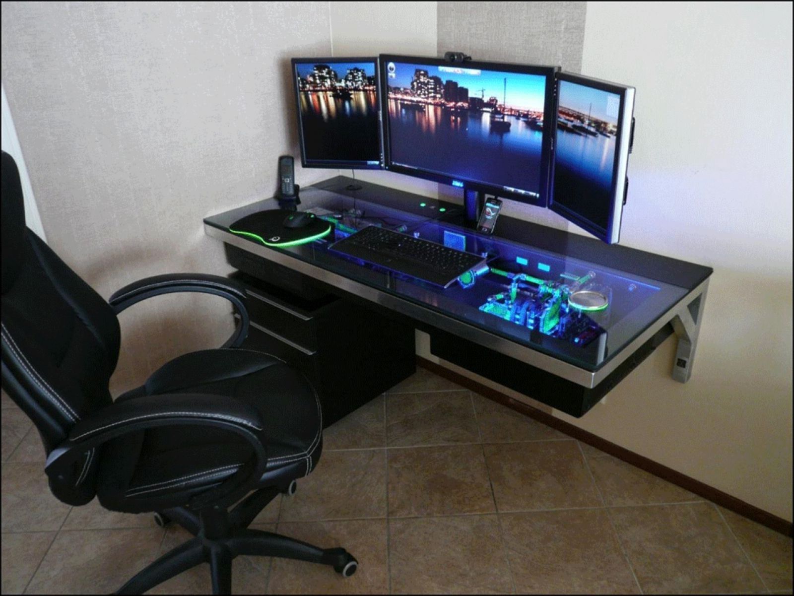 Featured Photo of Gaming Computer Desks