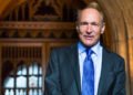 蒂姆·伯纳斯·李（Tim Berners-Lee）保存互联网