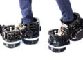 Ekto VR的Ekto One，允许在VR中行走的机器人靴子
