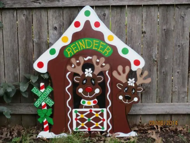 Cheap DIY Outdoor Christmas Decorations