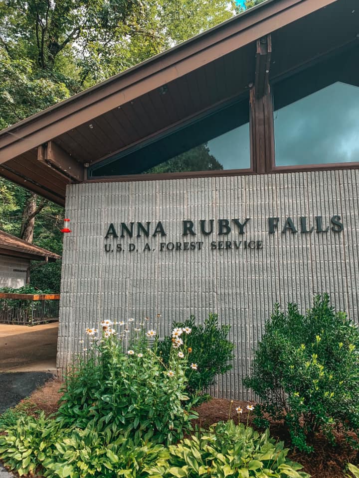 Anna Ruby Falls Center