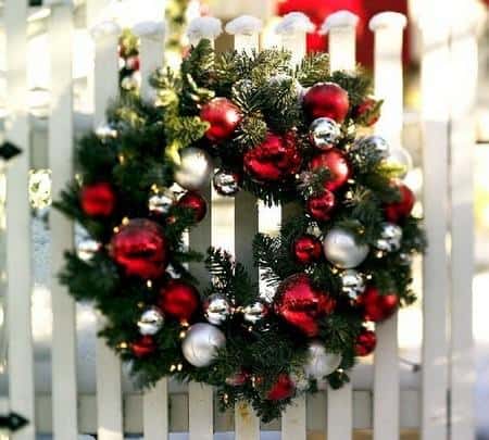 amazing-outdoor-christmas-decorations-19