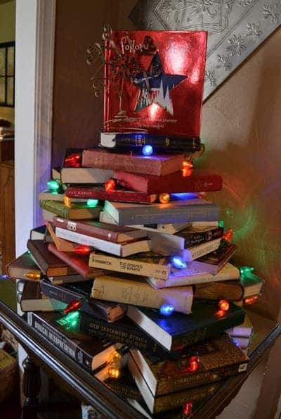 christmas-tree-book-xristougenniatiko-dentro-apo-vivlia-17