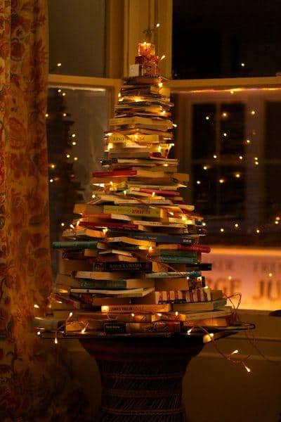 christmas-tree-book-xristougenniatiko-dentro-apo-vivlia-57
