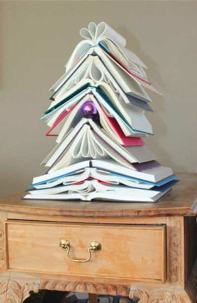 christmas-tree-book-xristougenniatiko-dentro-apo-vivlia-60