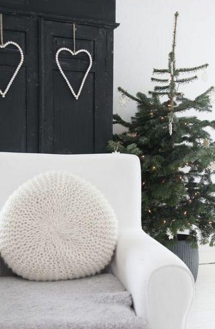 minimalist-christmas-decor-ideas-15