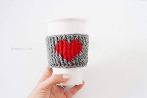 Free Easy Crochet Patterns for Valentine's Day Cup Cozy