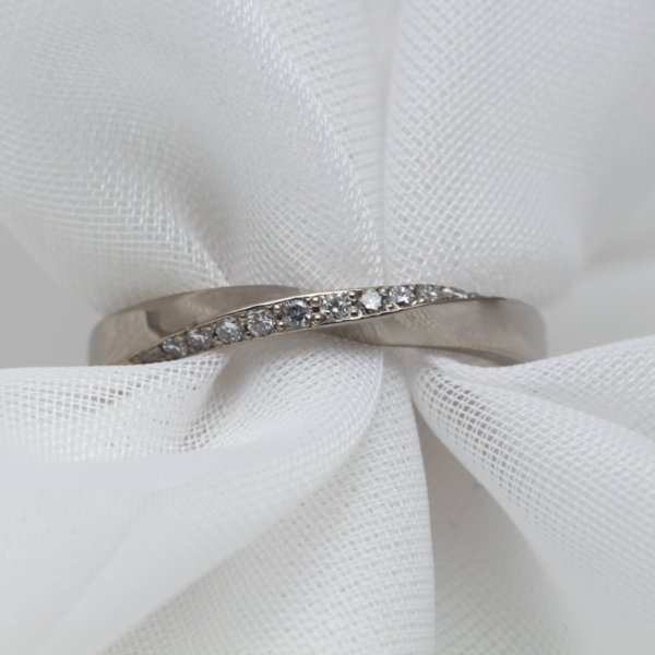 Handmade white gold diamond ring