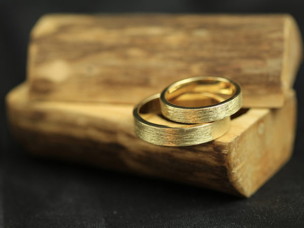 Ethical Gold Rings with an Etched Finish