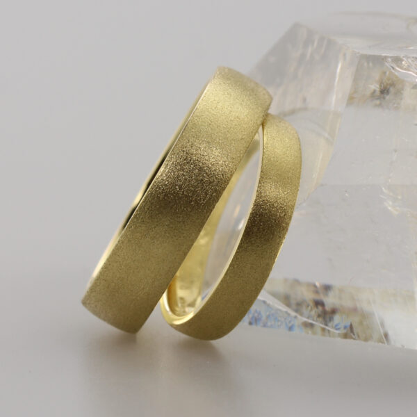 Recycled 18ct Gold Wedding Ring Set