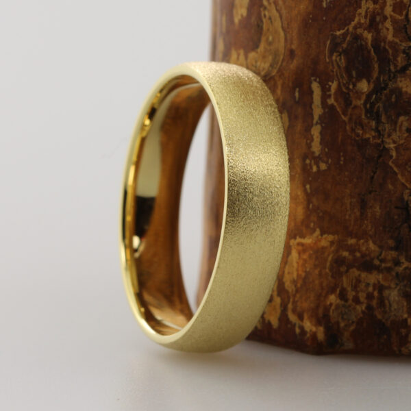 Hand Crafted 18ct Gold Ring with an Etched Finish