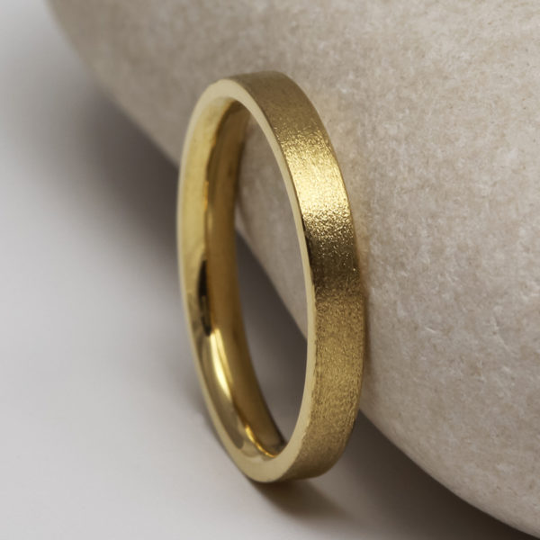 Recycled 18ct Gold Ring with an etched Finish