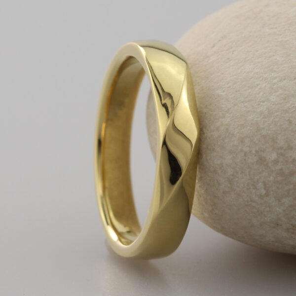 Twist Wedding Ring | Ethical Gold Wedding Rings | J&E