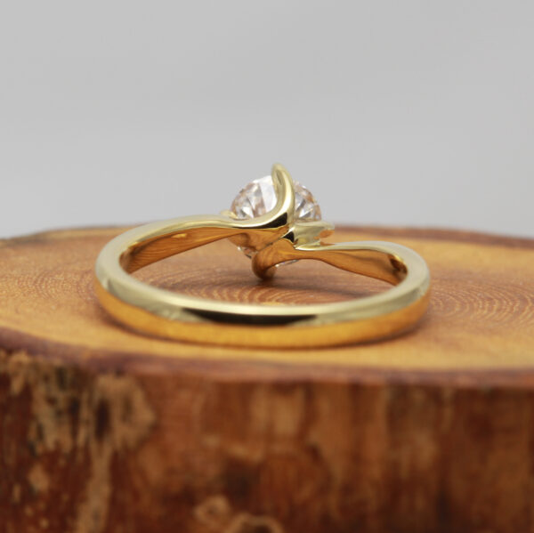 Recycled 18ct gold twisted prong solitaire ring