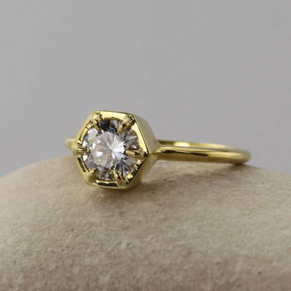 Sustainable 18ct Gold Hexagon Diamond Ring