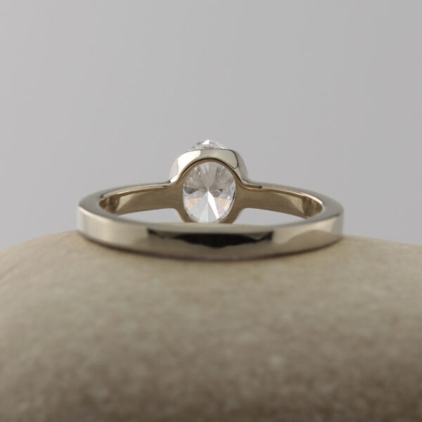 Unique 18ct White Gold Oval Solitaire Engagement Ring
