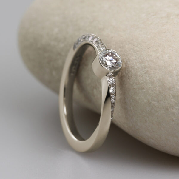 Sustainable 18ct White Gold Twist Diamond Engagement Ring