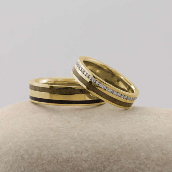 Matching Set of Unique 18ct Gold Double Inlay Rings