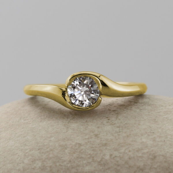 Eco Friendly 18ct Gold Diamond Solitaire Crossover Engagement Ring