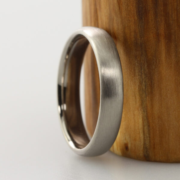 Hand crafted 950 platinum Ring with a Matt Finish
