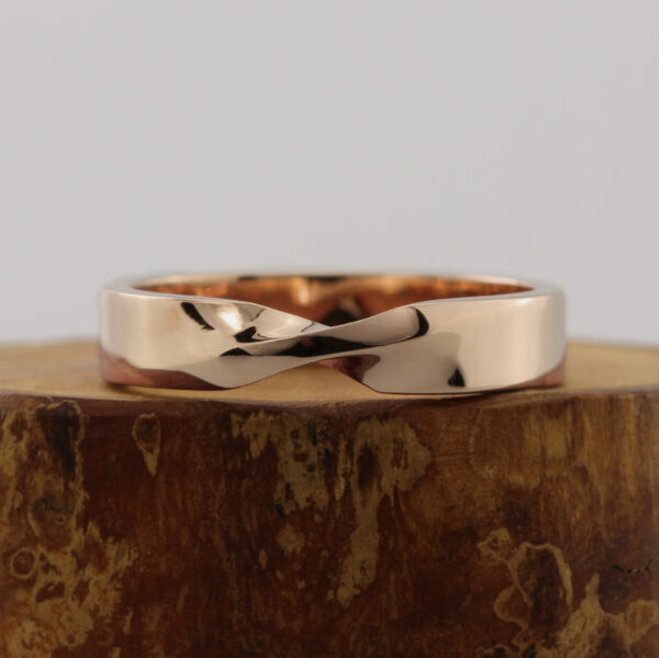 Unique 18ct Rose Gold Wedding Band with Twist