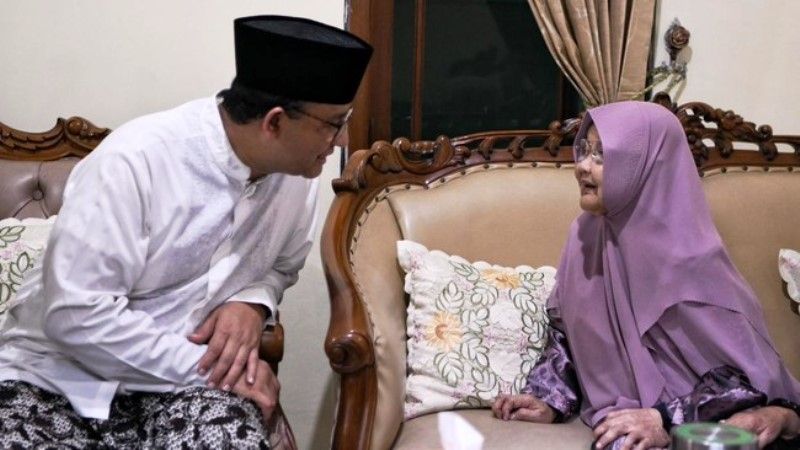 Anies Baswedan Kunjungi Ibunda Muhaimin Iskandar Di Jombang