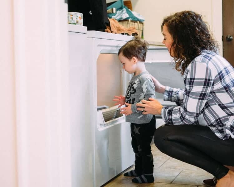 tips for cleaning with kids
