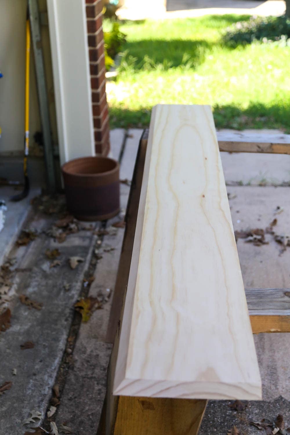 pine board with mitered edges