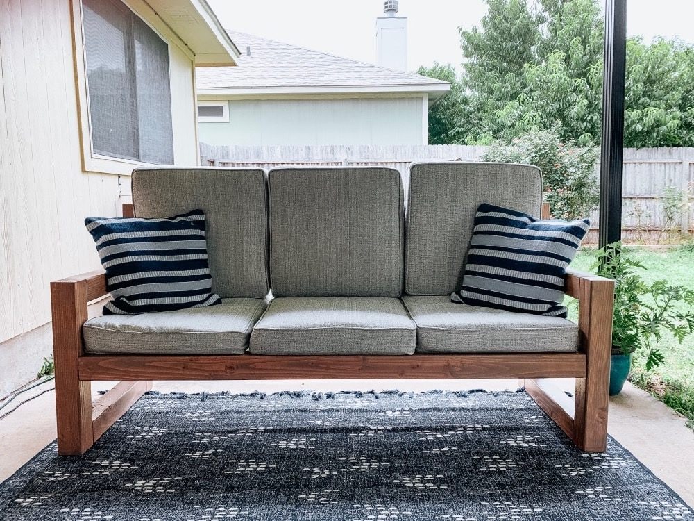 How To Build A Diy Outdoor Sofa Love, How To Build A Wooden Sofa